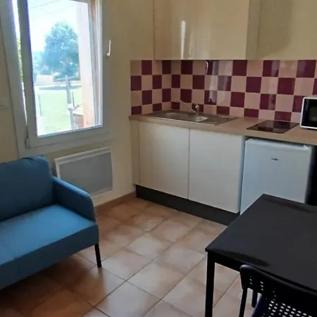 Budgetbnb Escaillon Apartment *