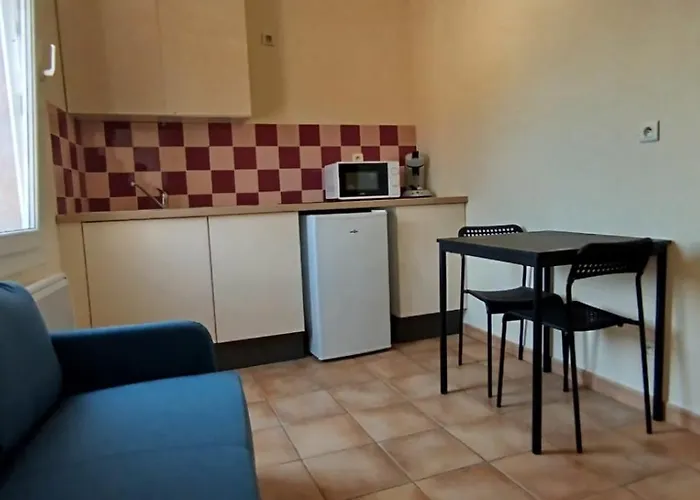 Lejlighed Budgetbnb Escaillon Toulon